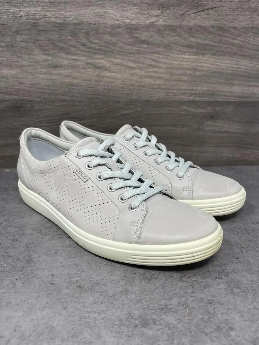 Ecco Light Gray Leather Perforated Athletic Sneakers